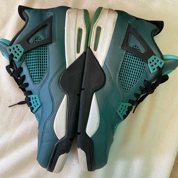 Air Jordan 4 Retro Teal - Picture 6 of 7
